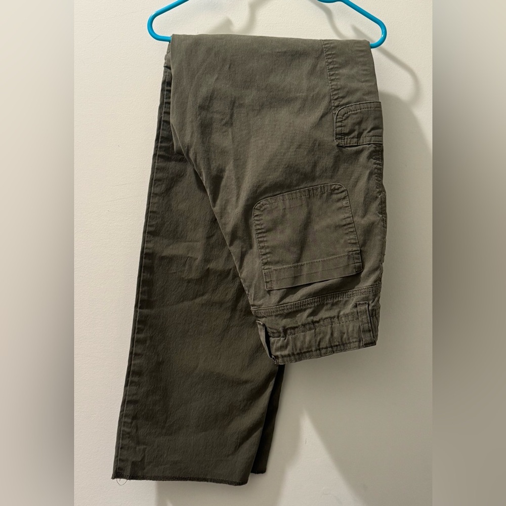 Boys BSA uniform Bottoms size 12. Great condition.